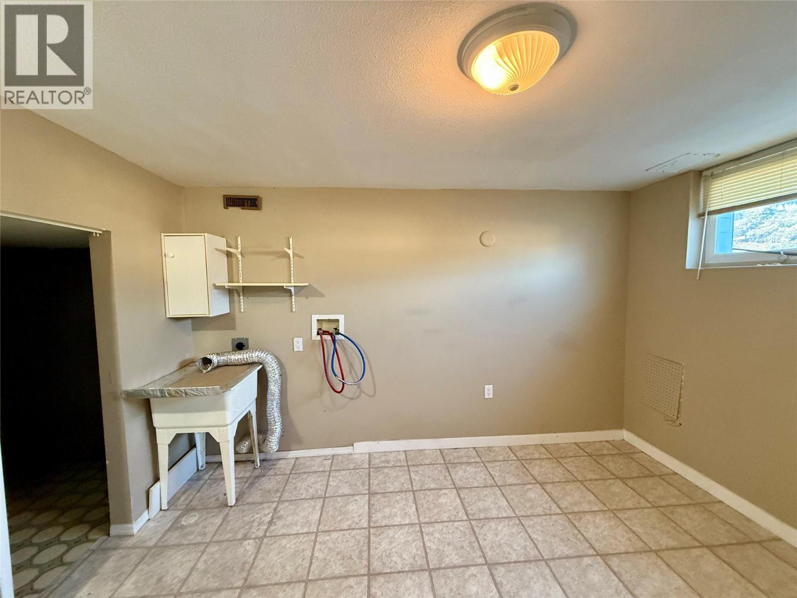 705 14th Avenue S, Cranbrook