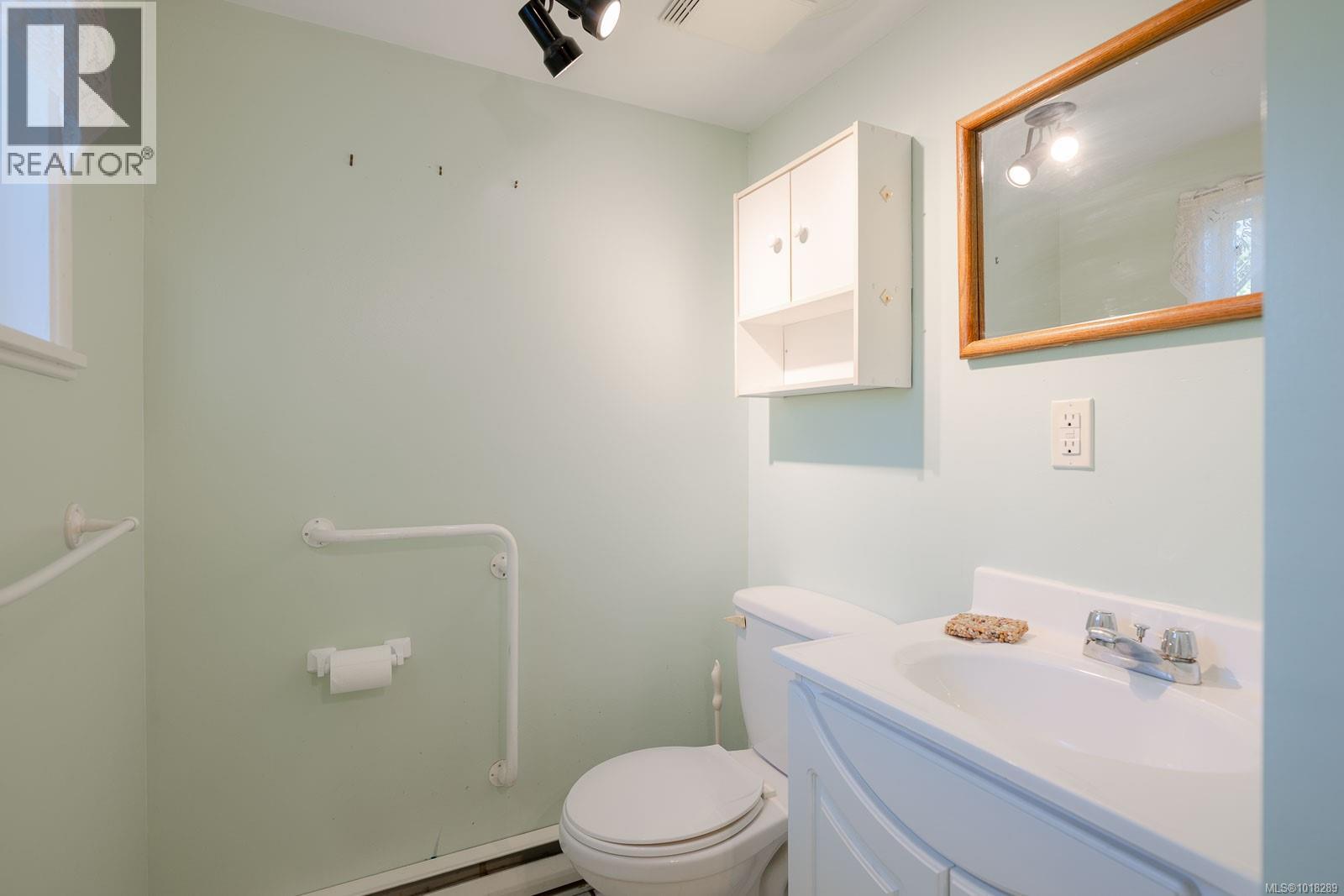 9 5150 Christie Rd, Ladysmith