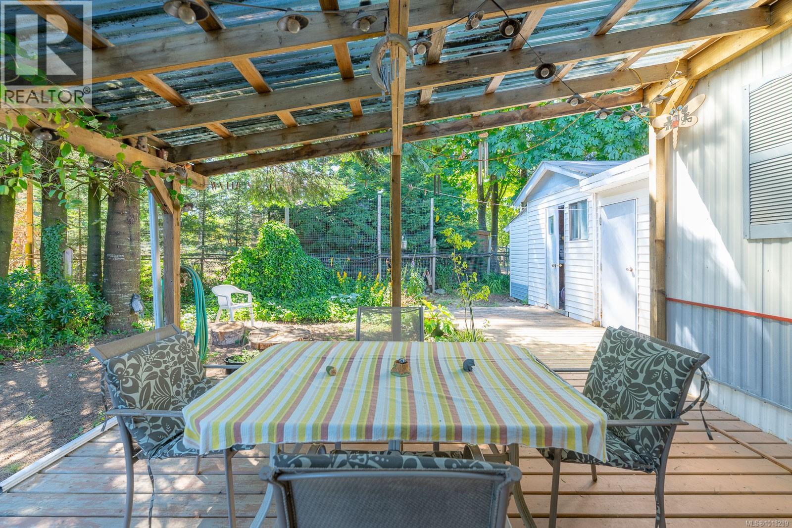 9 5150 Christie Rd, Ladysmith