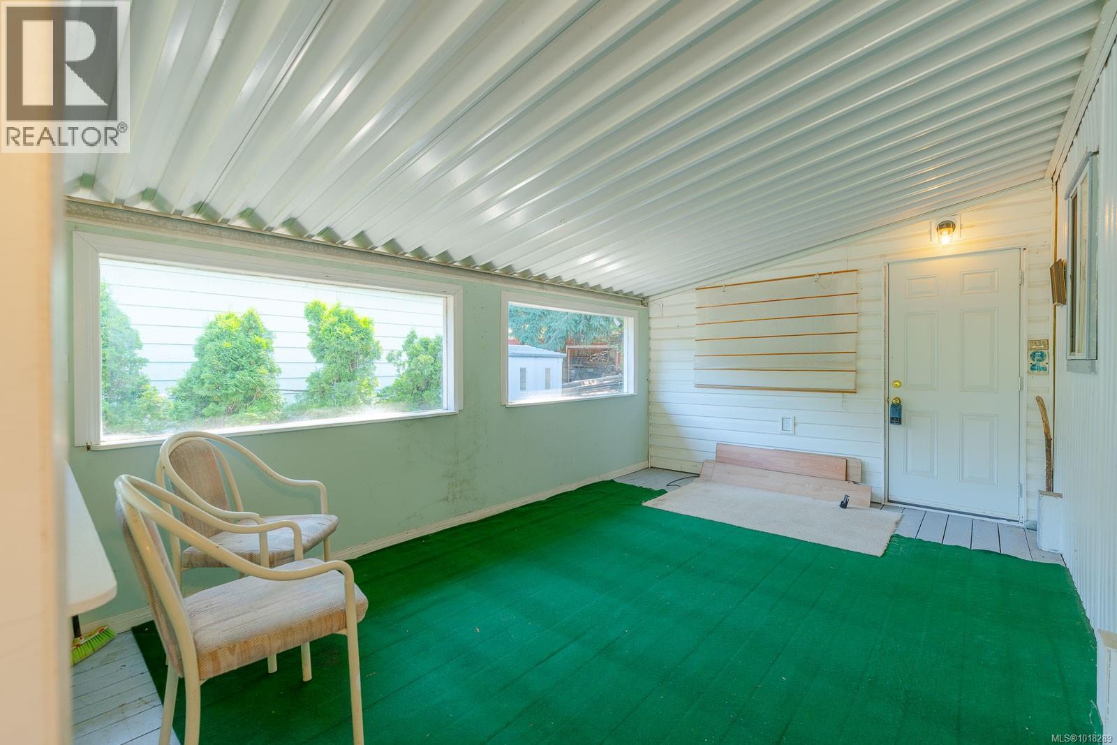 9 5150 Christie Rd, Ladysmith