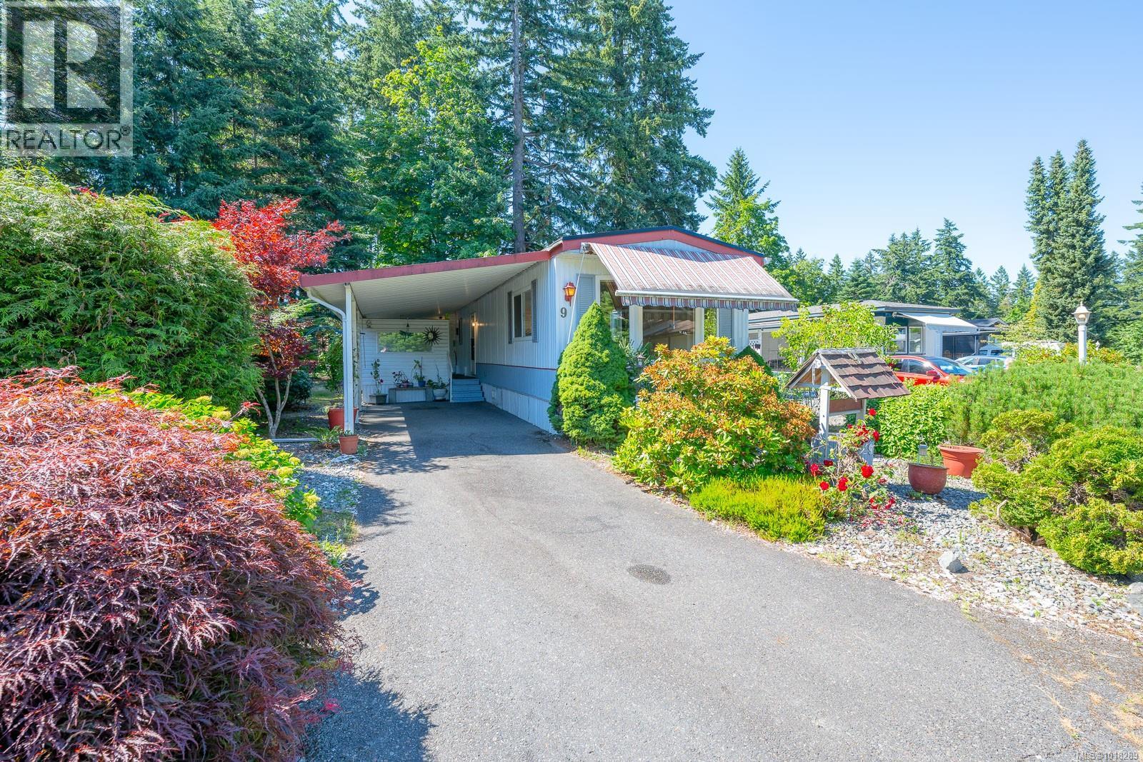 9 5150 Christie Rd, Ladysmith