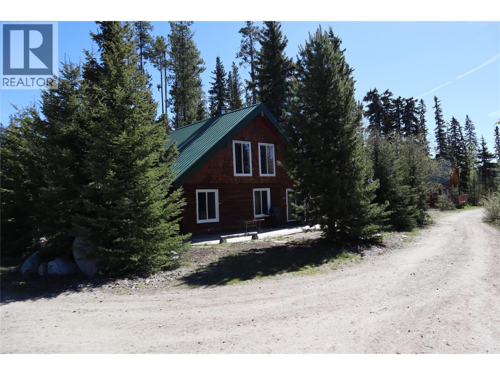 Cabin #20 Hatheume Lake Resort Lot# 5835, Peachland