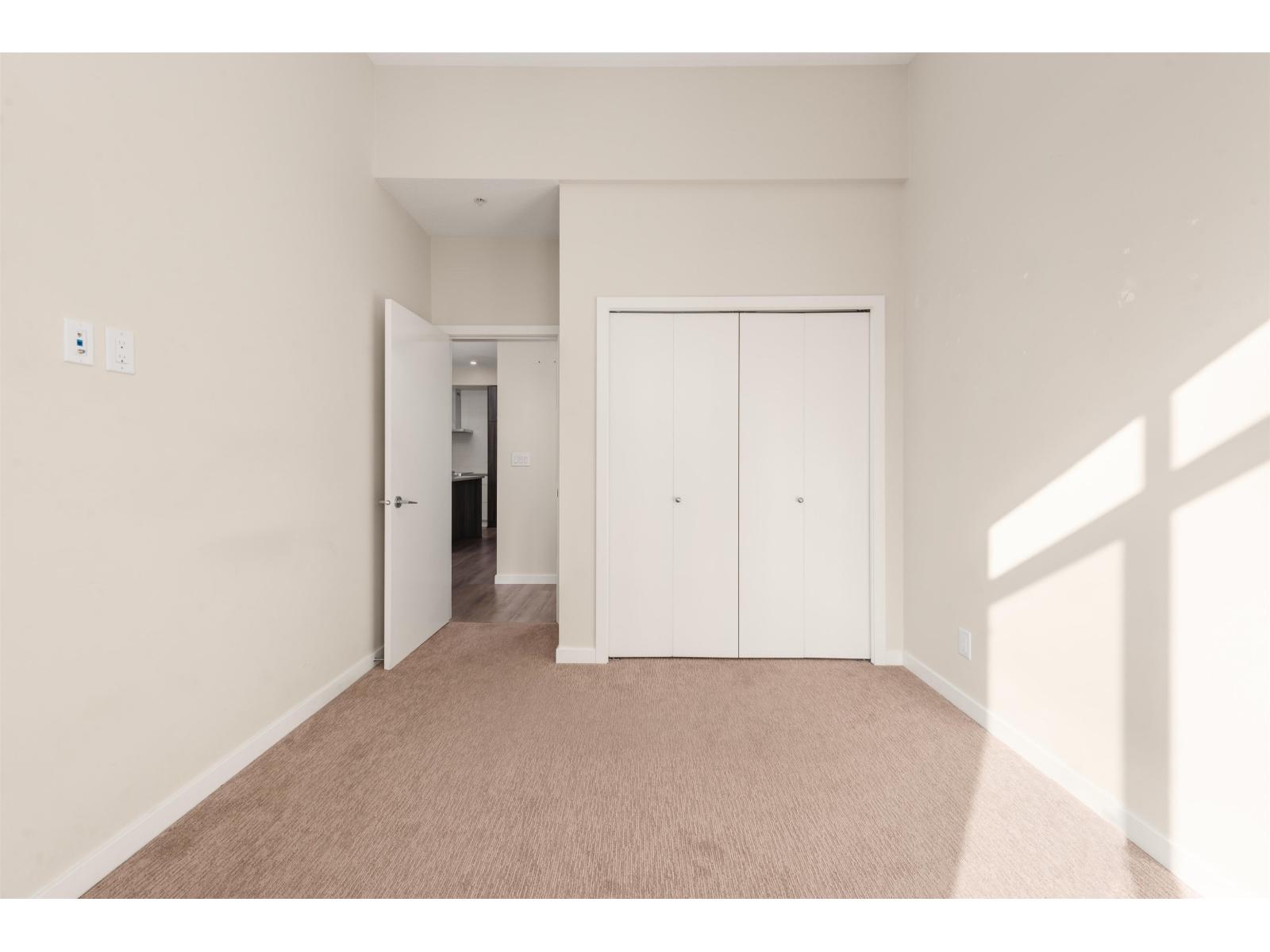 B407 20087 68 AVENUE, Langley