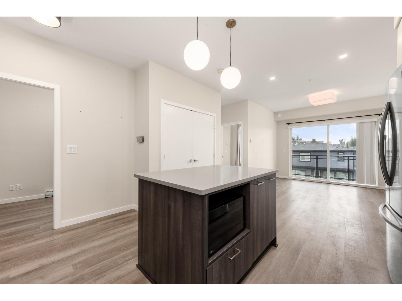 B407 20087 68 AVENUE, Langley