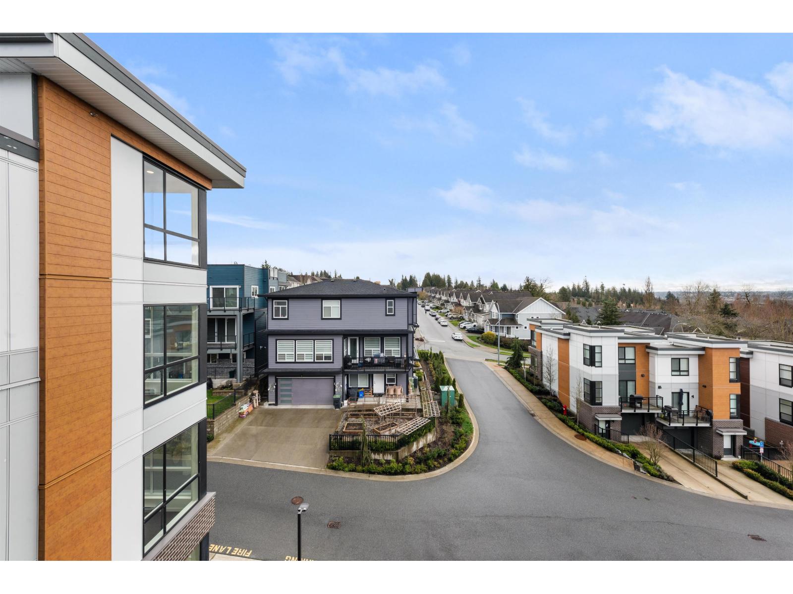 B407 20087 68 AVENUE, Langley