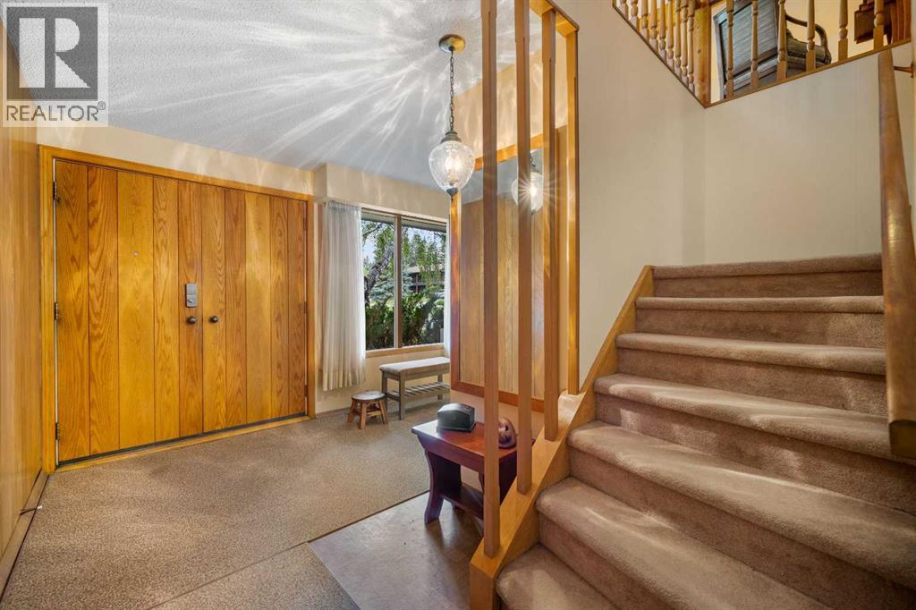 Single Family House Bungalow for Sale in  Varsville Place NW Varsity Calgary 