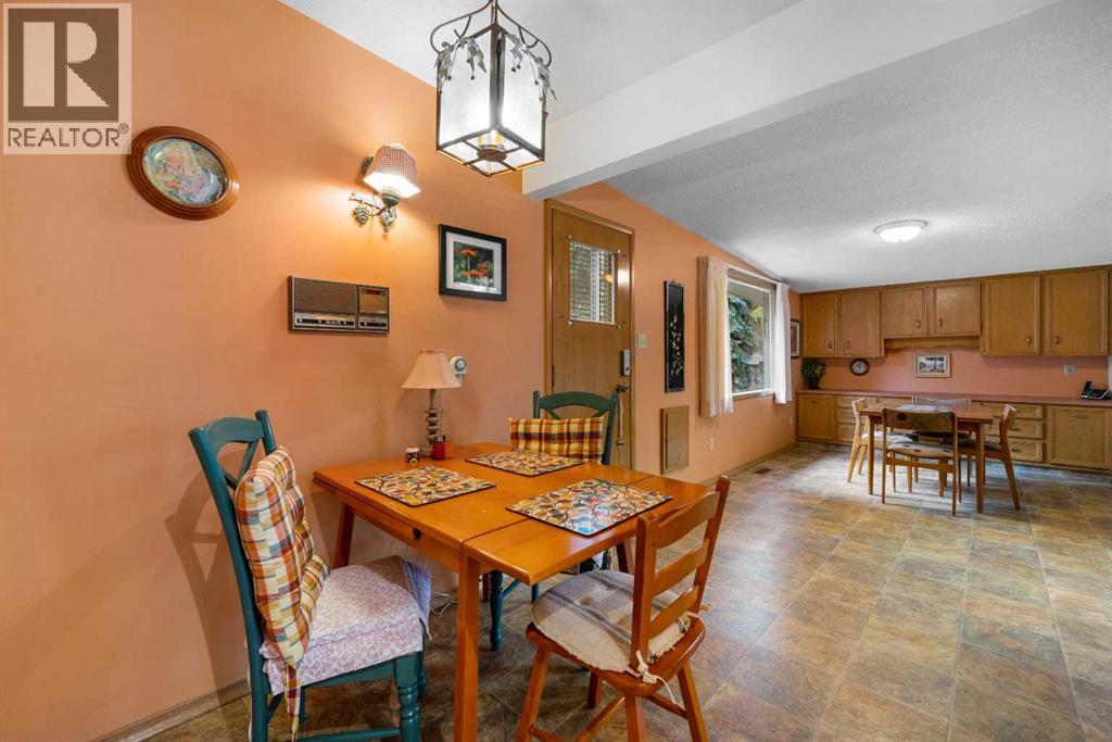 Single Family House Bungalow for Sale in  Varsville Place NW Varsity Calgary 