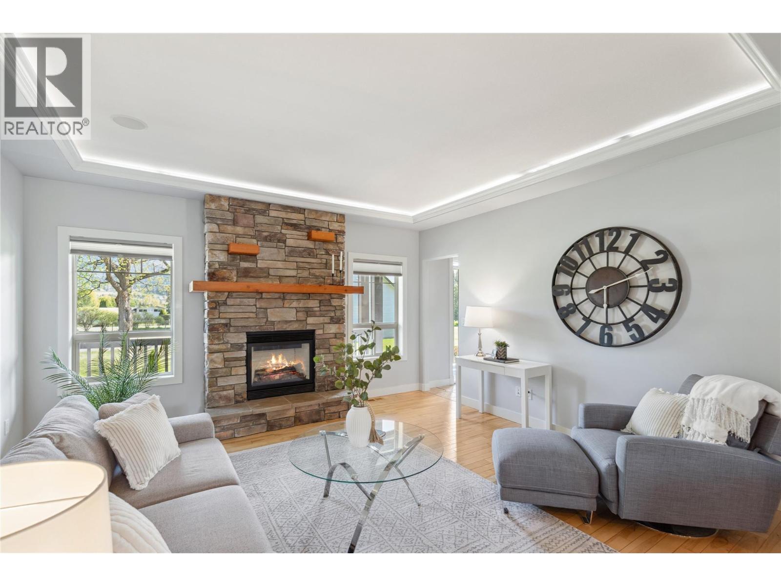 5575 Highway 6 Highway, Coldstream