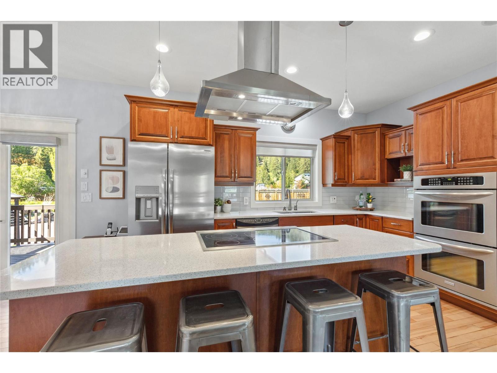 5575 Highway 6 Highway, Coldstream