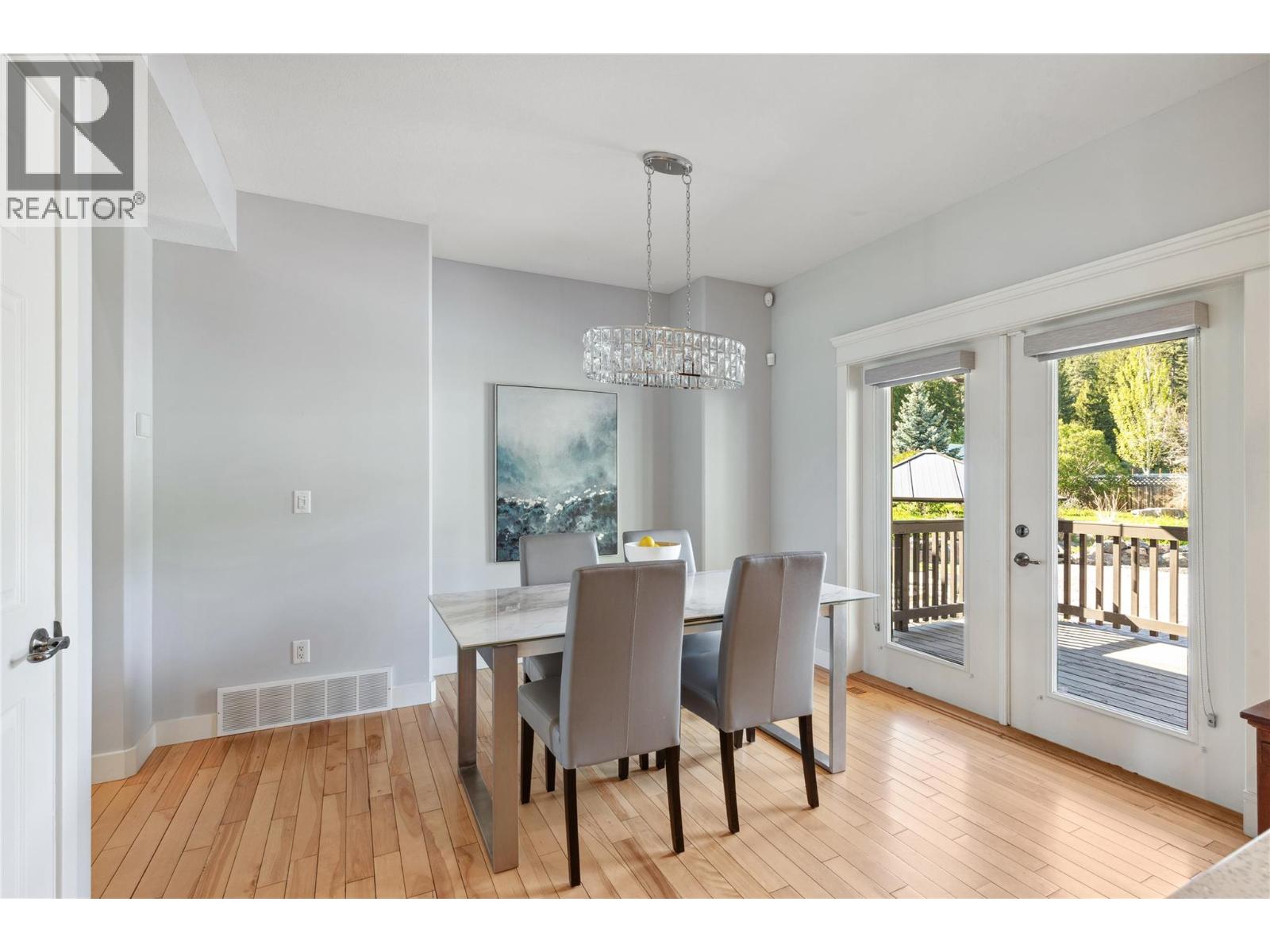 5575 Highway 6 Highway, Coldstream