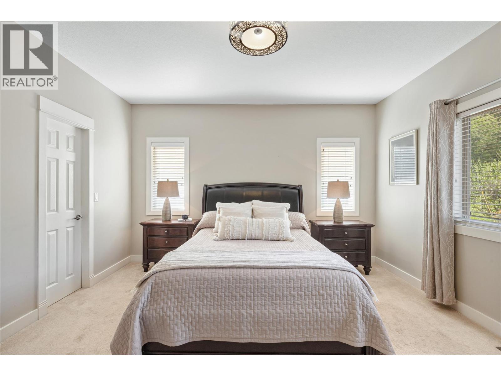 5575 Highway 6 Highway, Coldstream