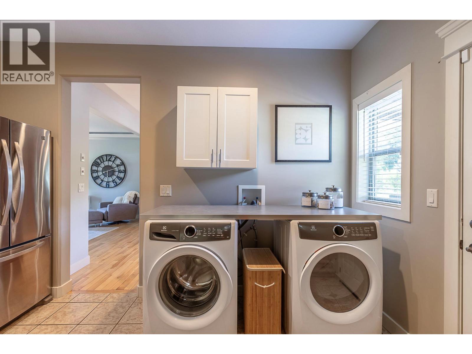 5575 Highway 6 Highway, Coldstream