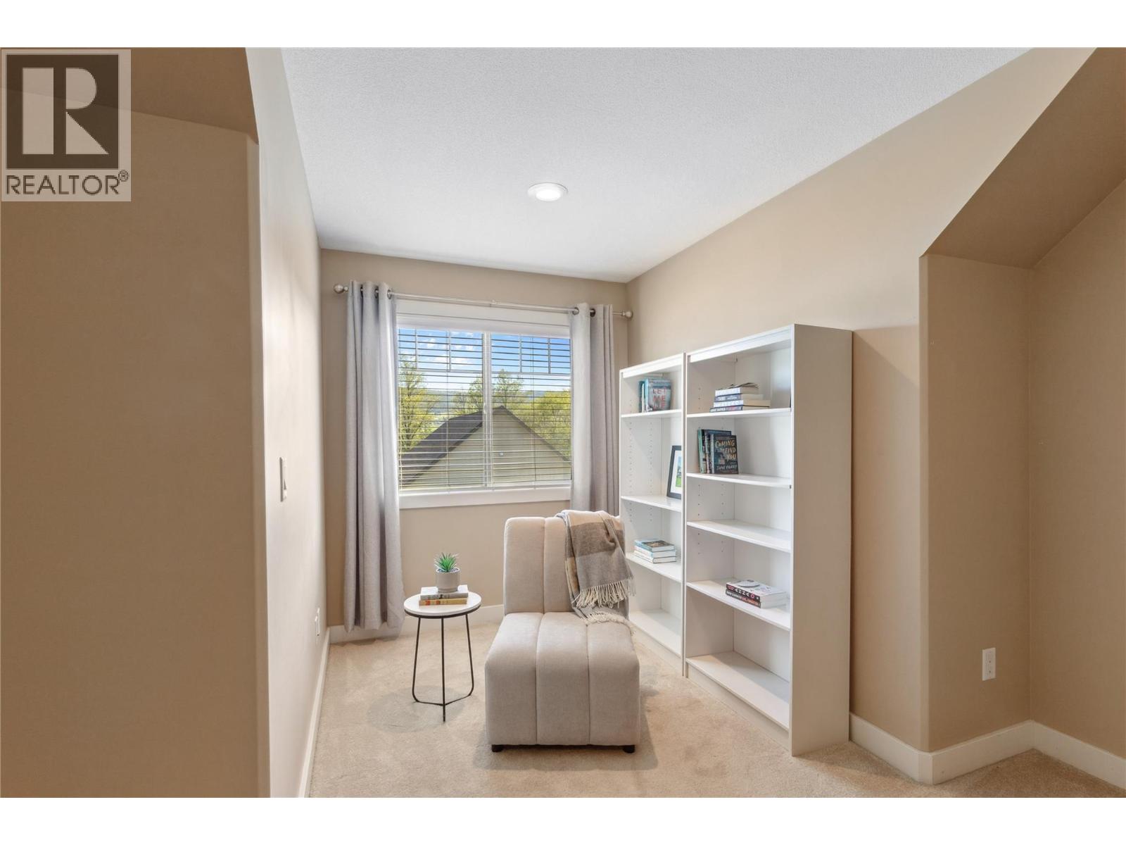 5575 Highway 6 Highway, Coldstream