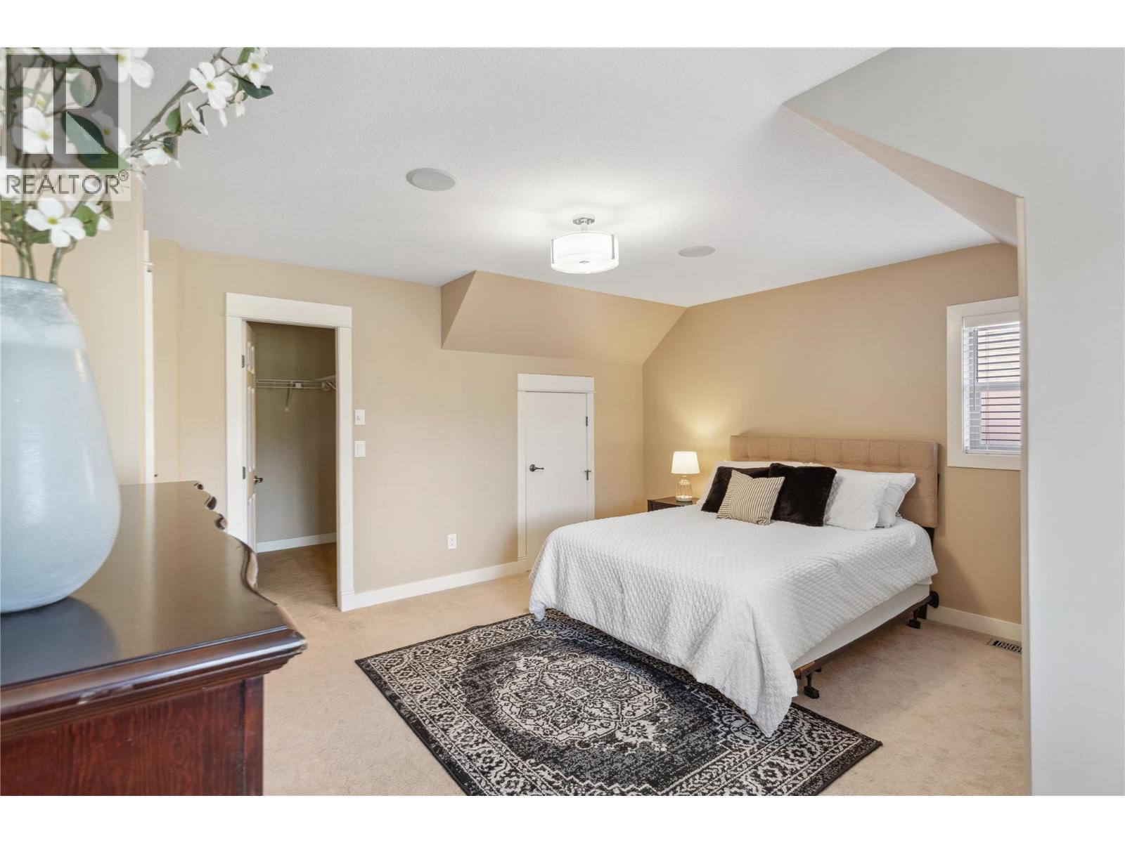 5575 Highway 6 Highway, Coldstream