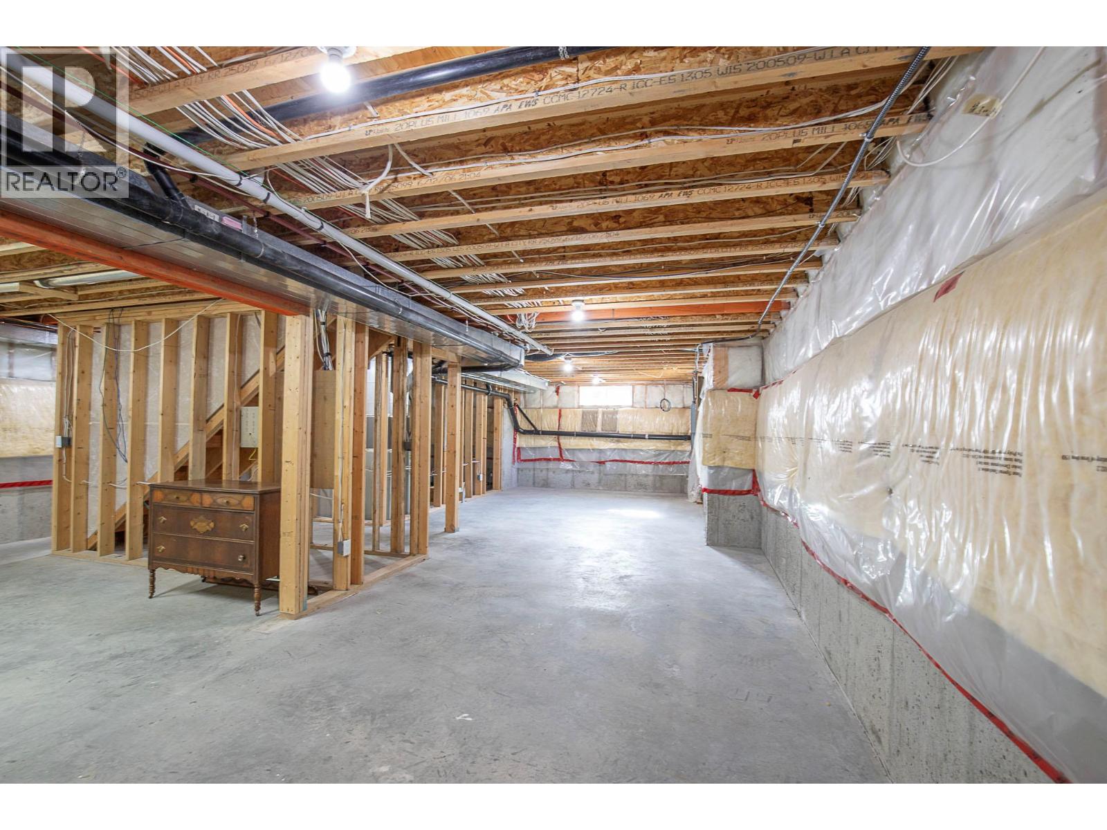 5575 Highway 6 Highway, Coldstream