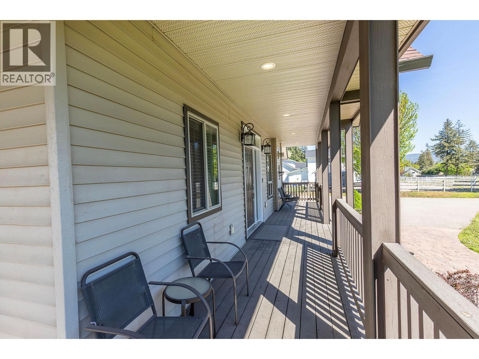 5575 Highway 6 Highway, Coldstream