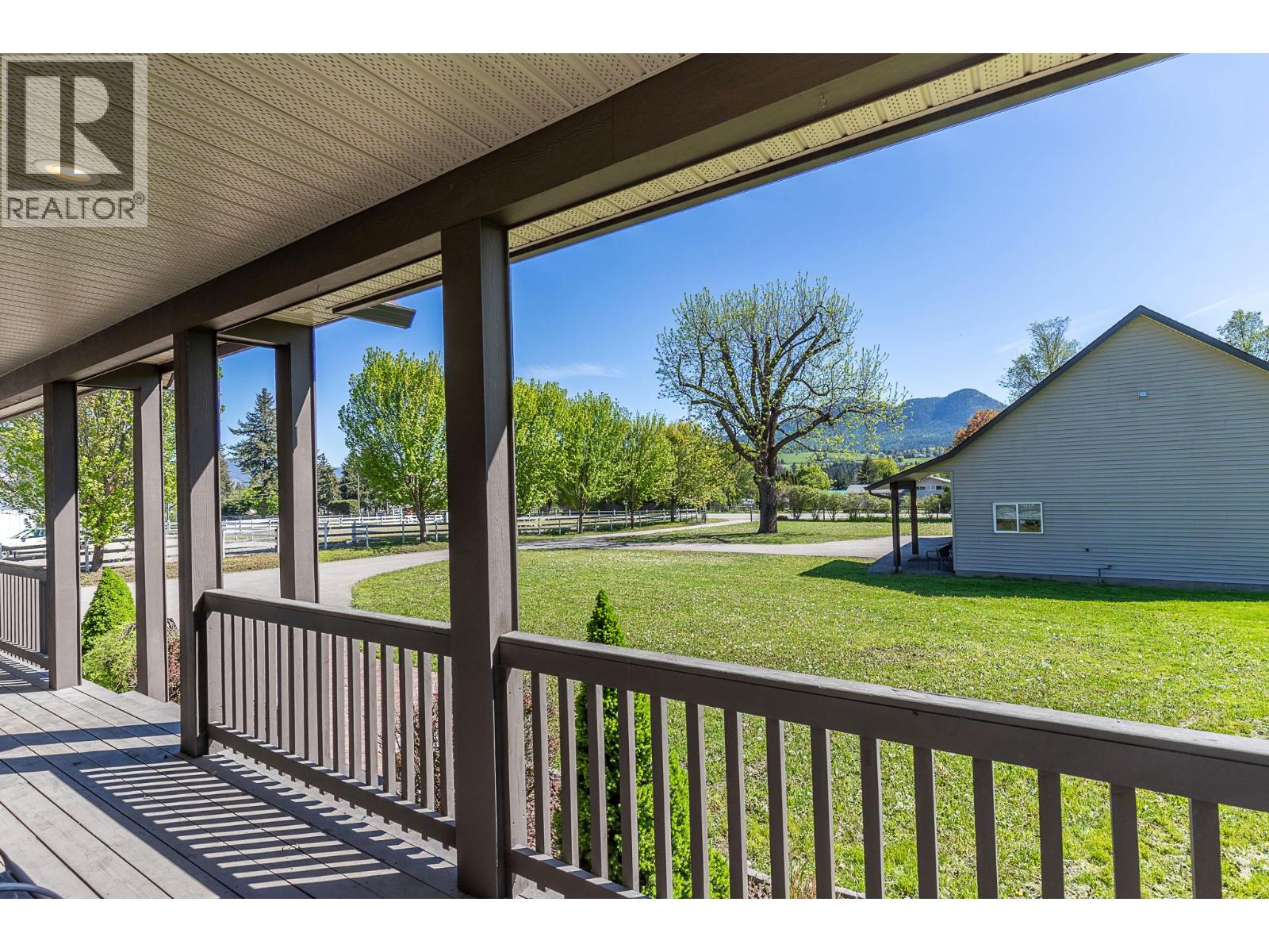 5575 Highway 6 Highway, Coldstream