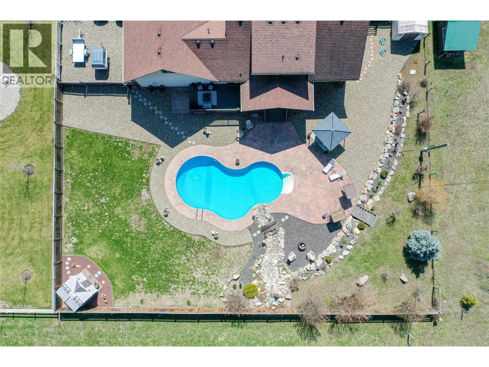 5575 Highway 6 Highway, Coldstream