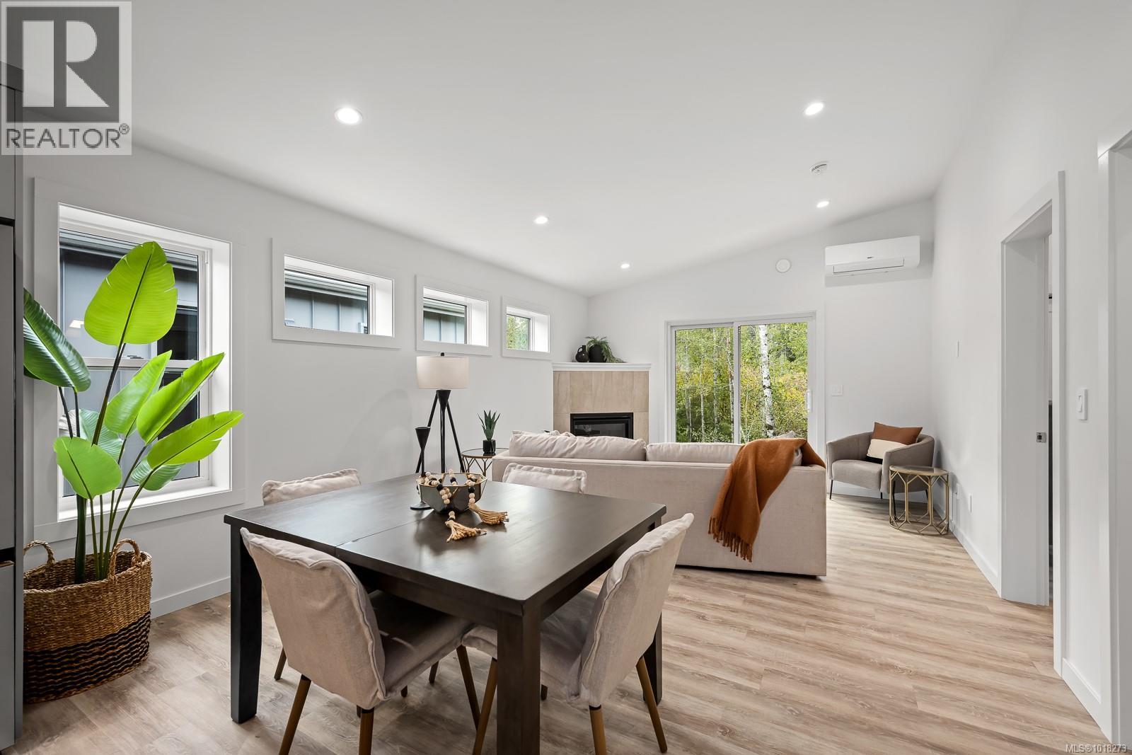 #47 3025 ROYSTON RD - 11