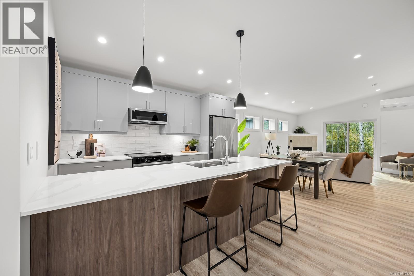 47 3025 Royston Rd - Photo 4 of 39, Cumberland, British Columbia