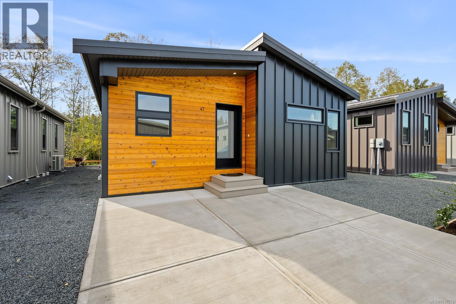 #47 3025 Royston Rd - 2