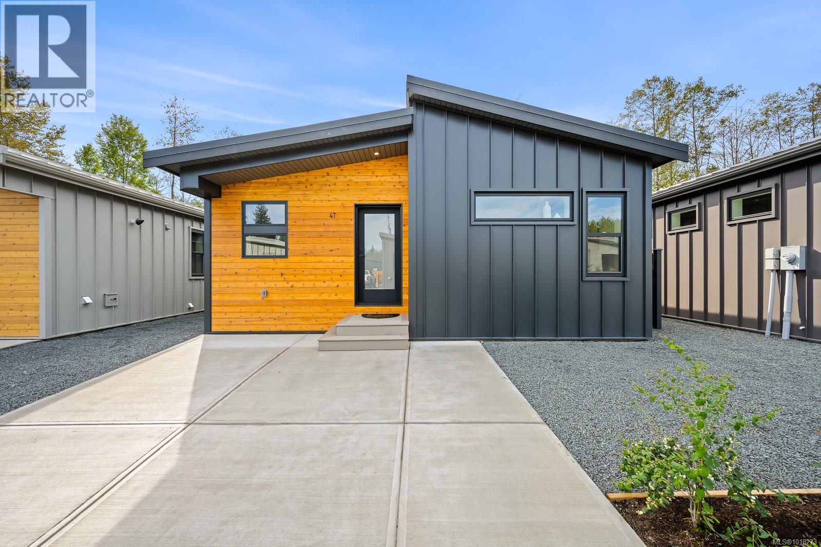 47 3025 Royston Rd - Main photo, Cumberland, British Columbia