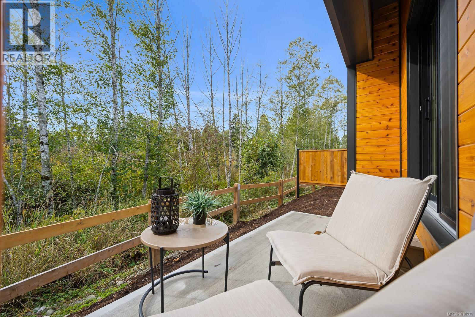 #47 3025 ROYSTON RD - 36