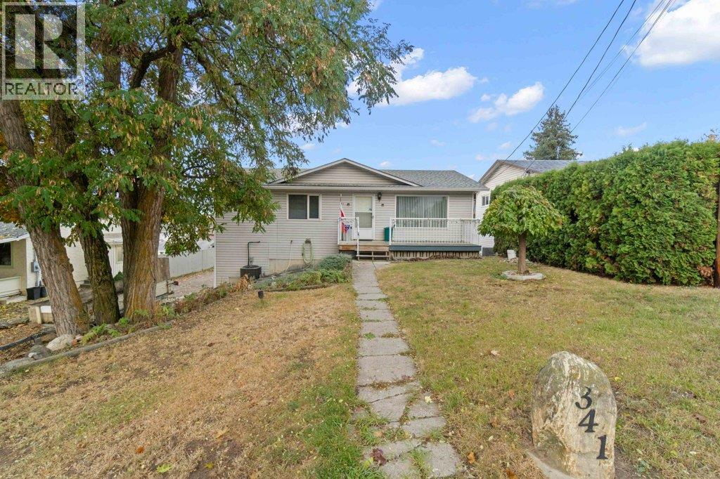 341 2 Street Southeast, Salmon Arm