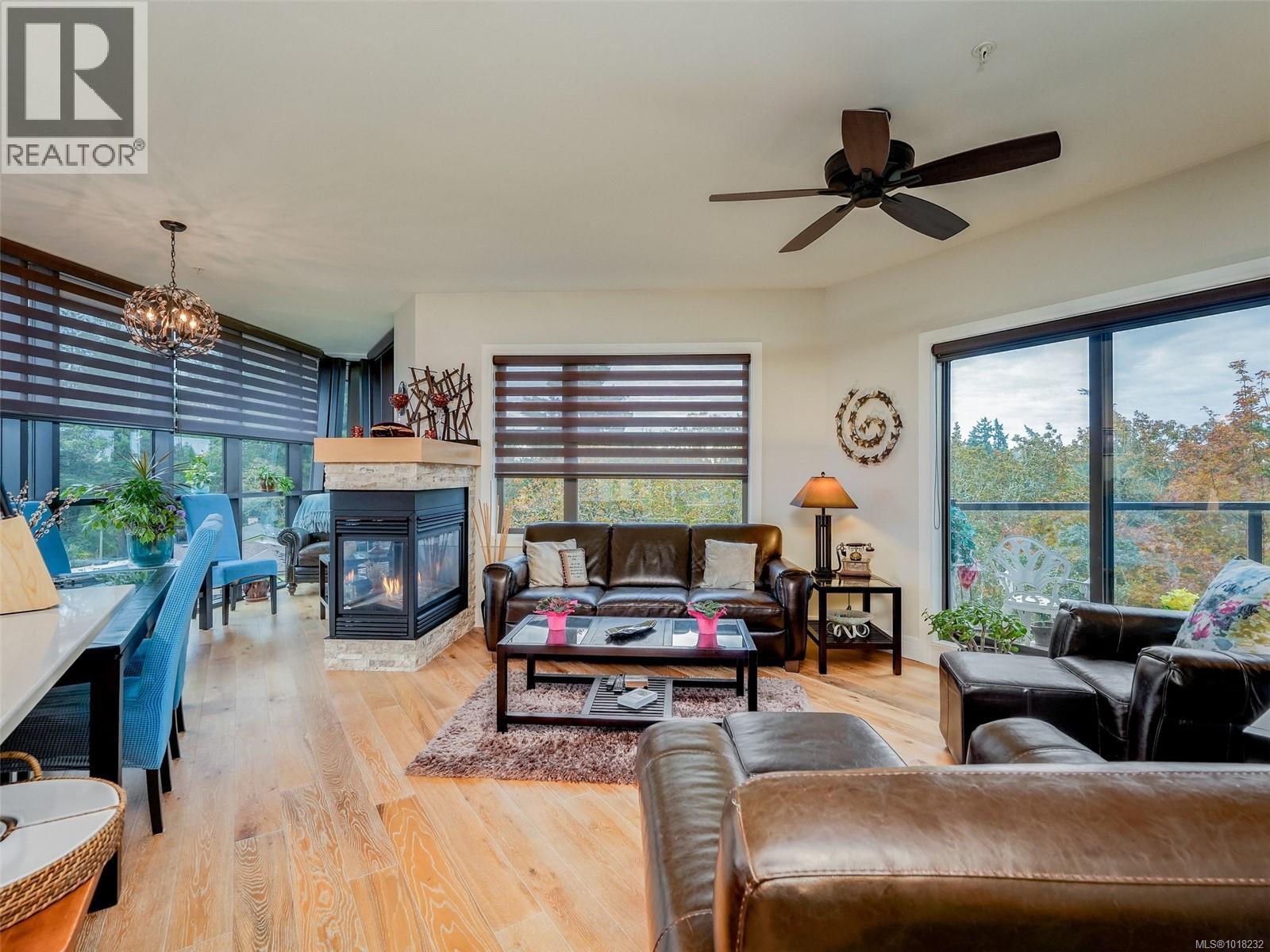 #401 2850 ALDWYND RD - 3