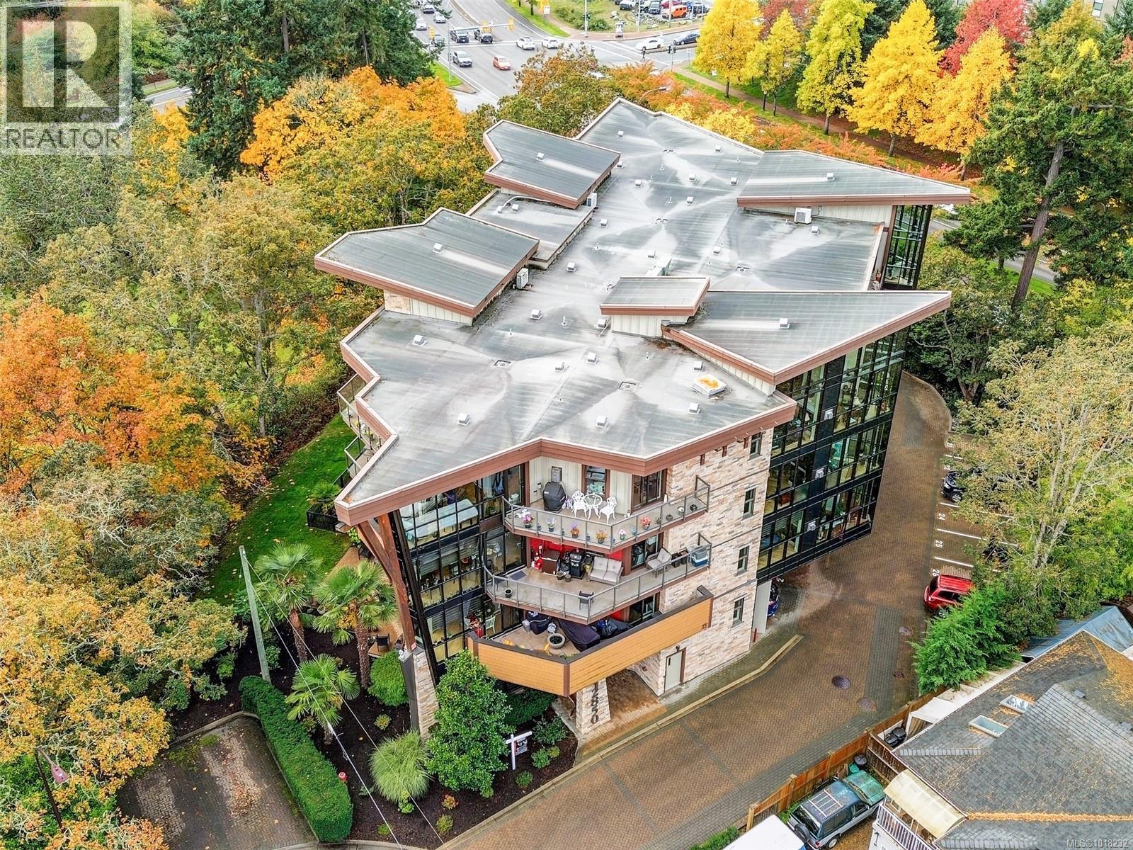 #401 2850 ALDWYND RD - 36