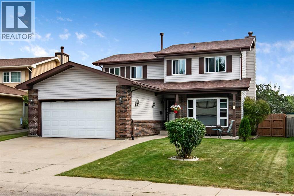 Single Family House for Sale in  Millside Way SW Millrise Calgary 