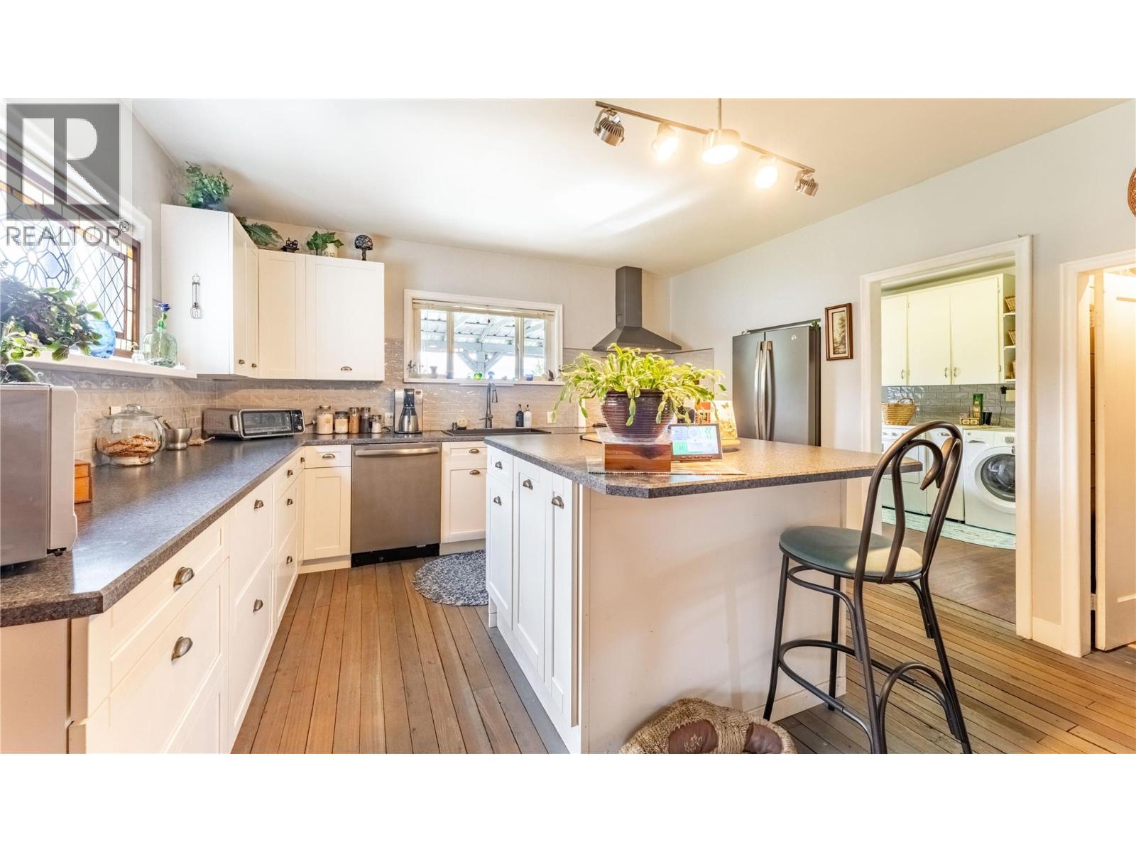 1015 Winlaw Road, Creston