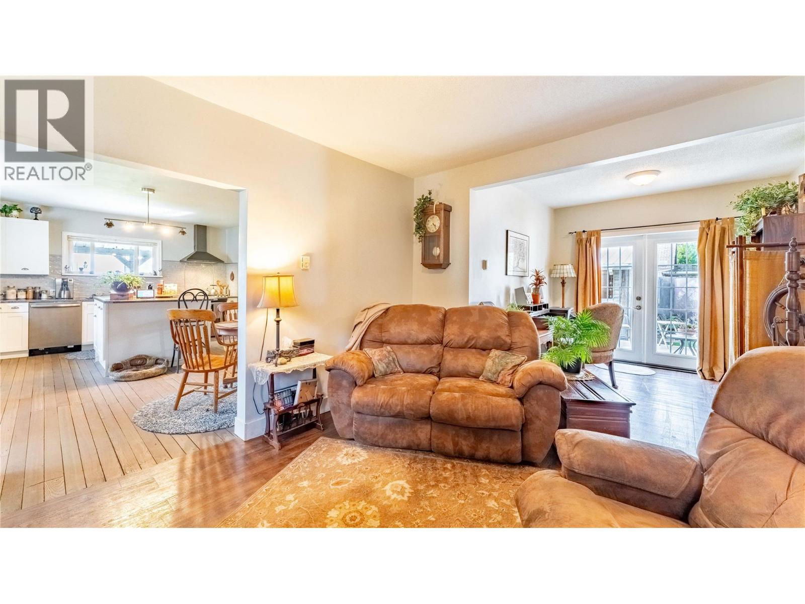 1015 Winlaw Road, Creston