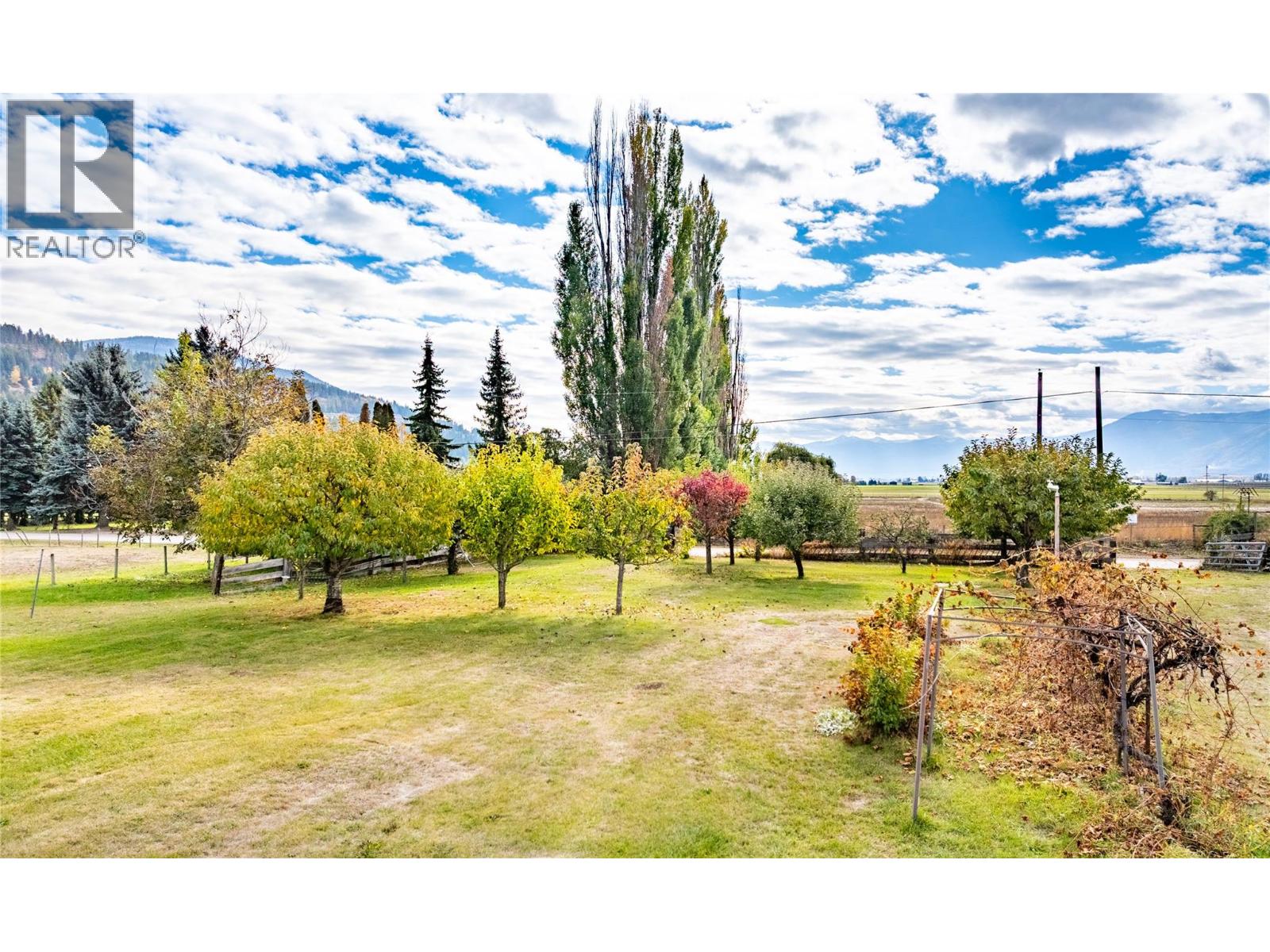 1015 Winlaw Road, Creston