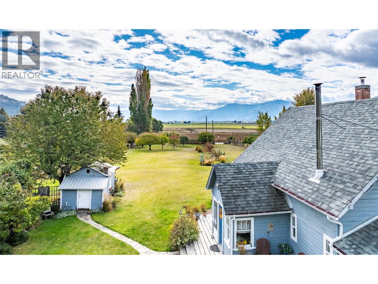 1015 Winlaw Road, Creston