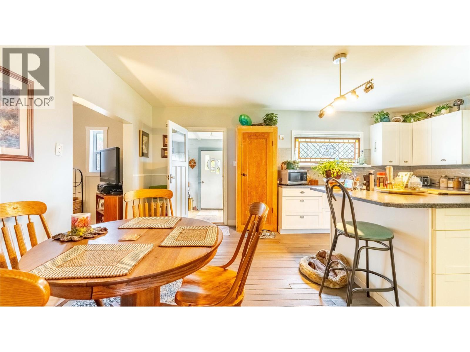 1015 Winlaw Road, Creston