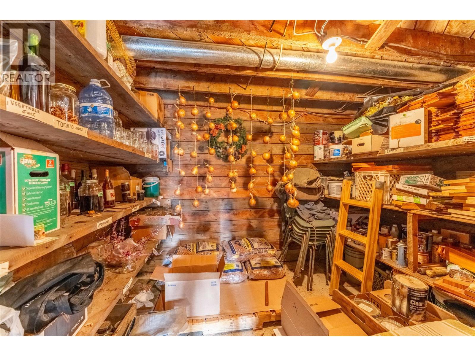 1015 Winlaw Road, Creston