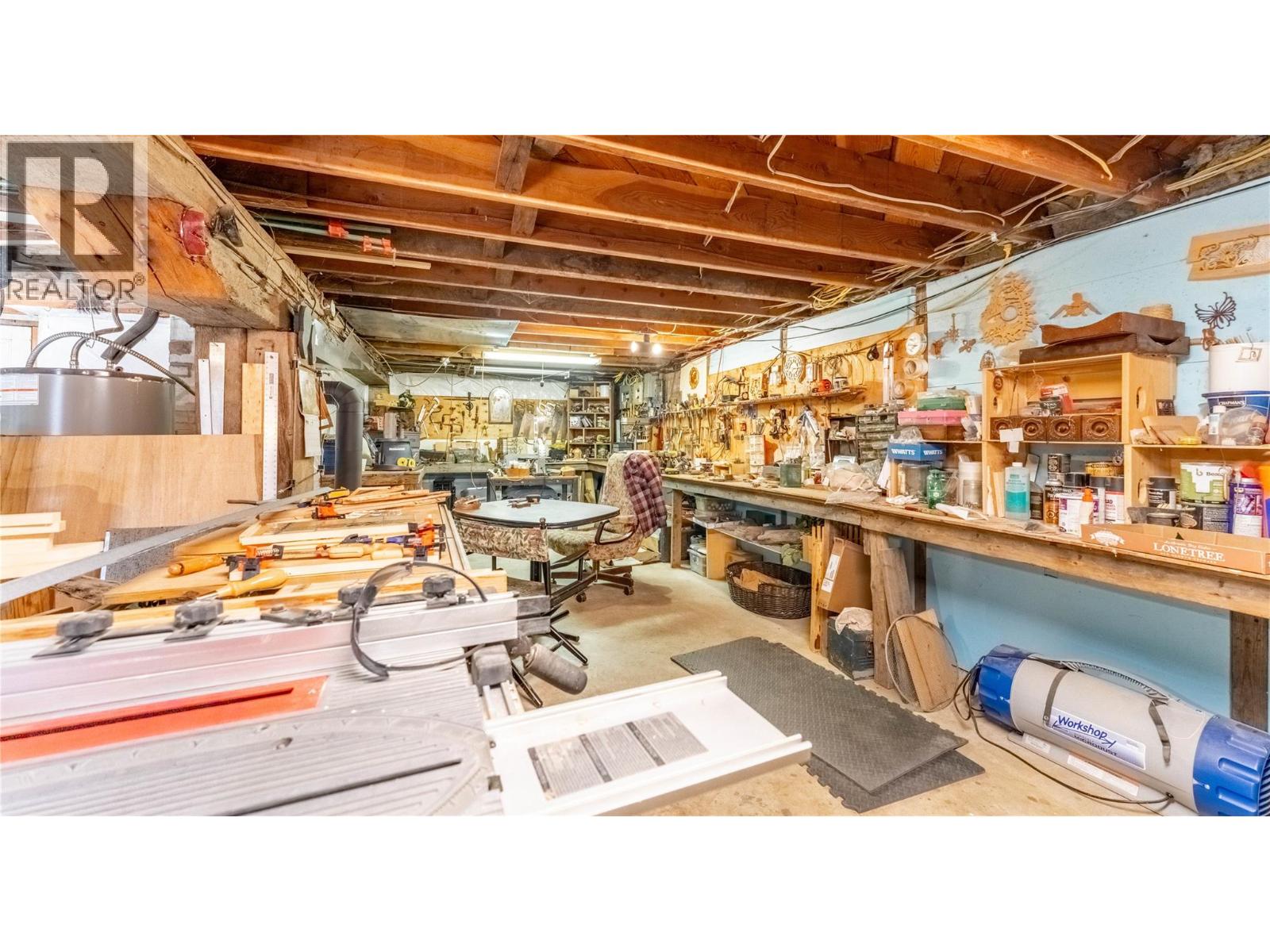 1015 Winlaw Road, Creston