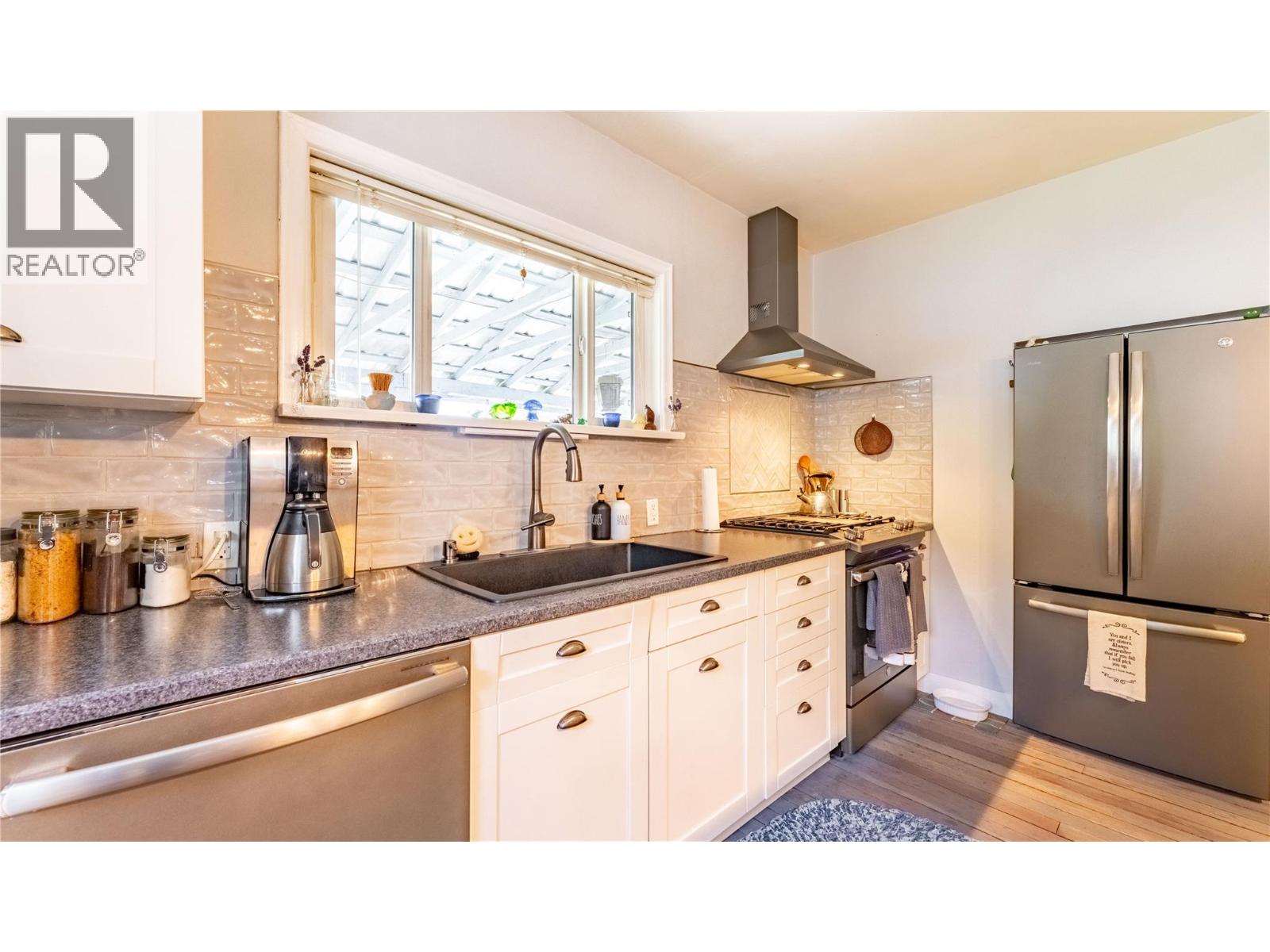 1015 Winlaw Road, Creston