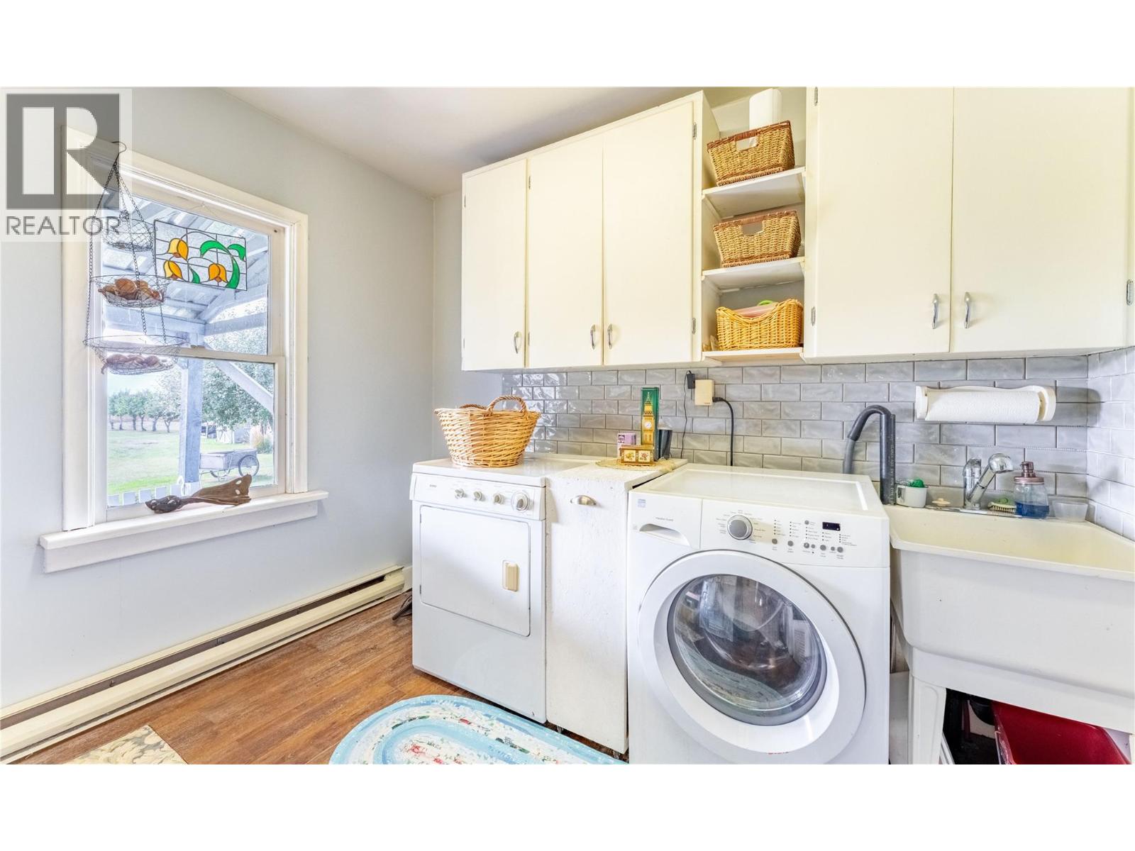 1015 Winlaw Road, Creston