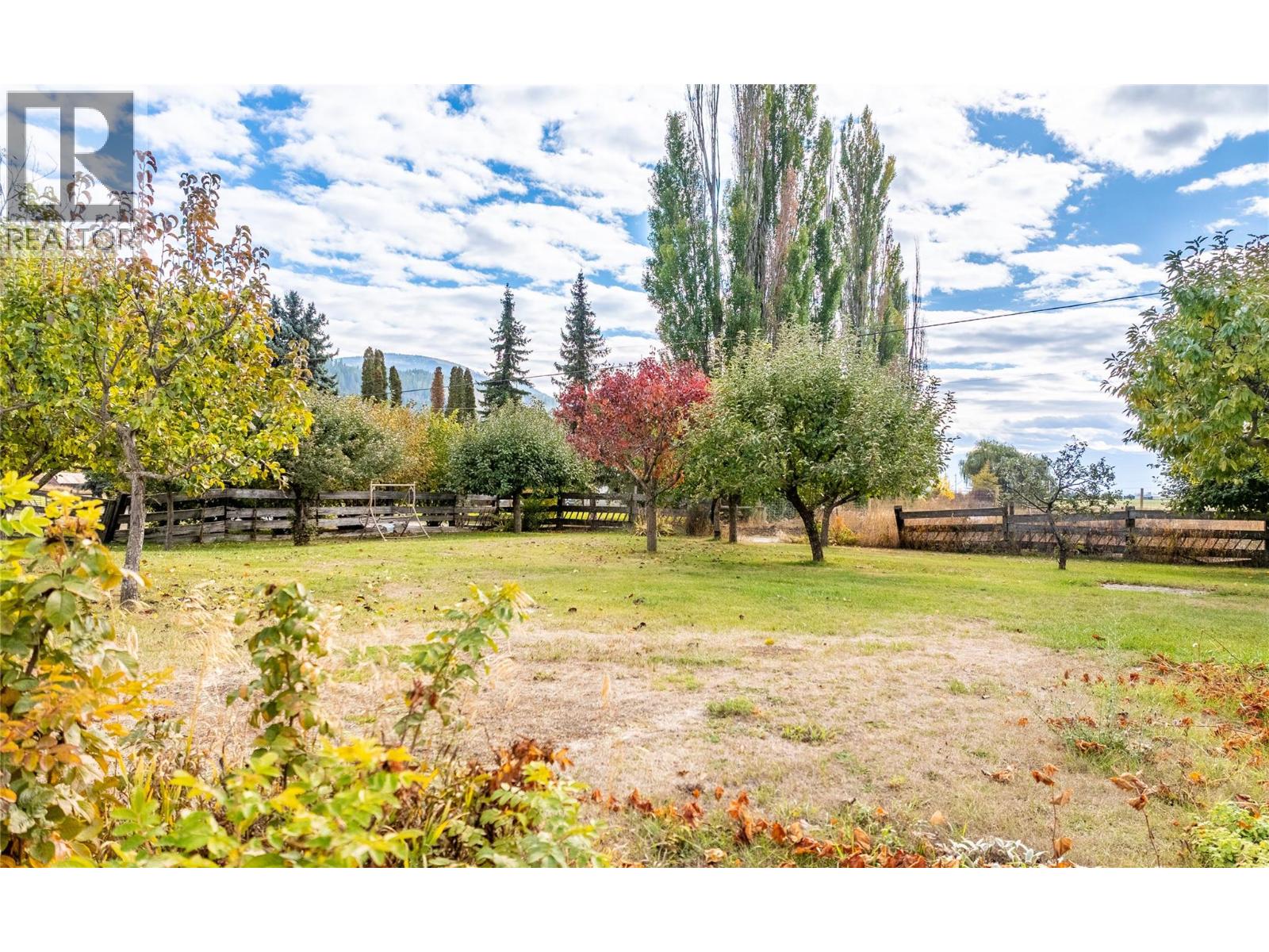 1015 Winlaw Road, Creston