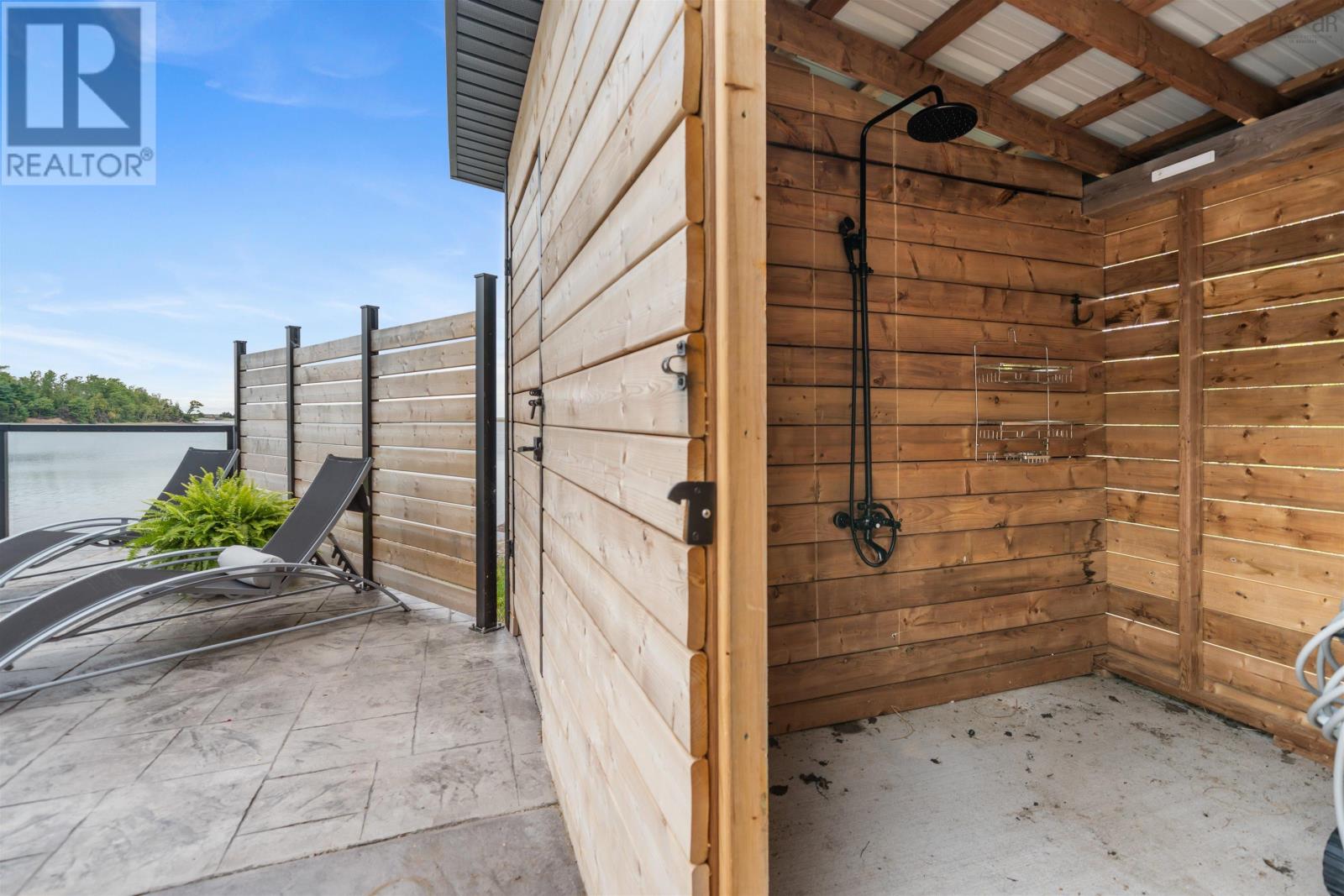 Property 45 of 50 of 41 Rose Heath Lane