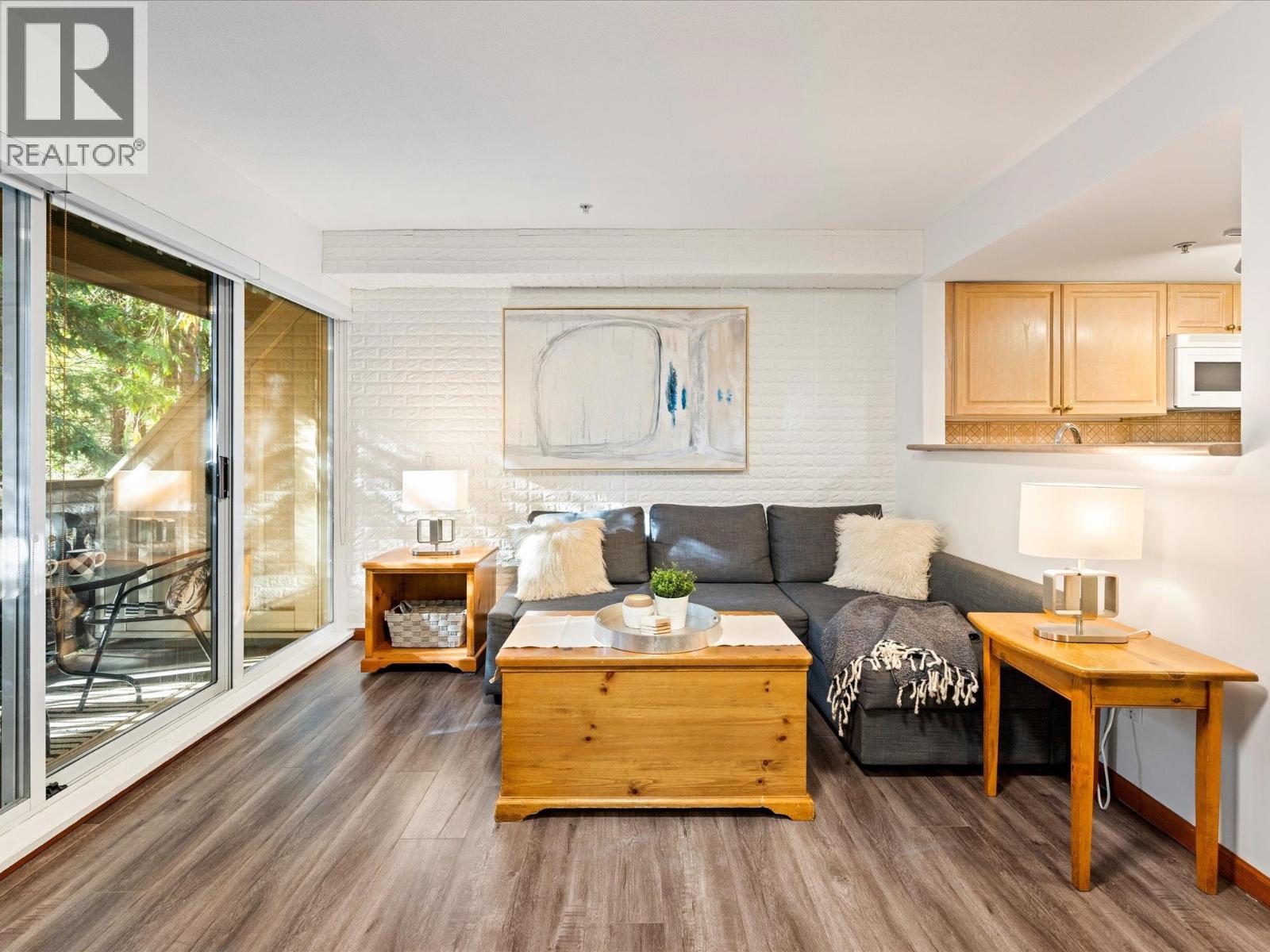 2 4335 NORTHLANDS BOULEVARD, Whistler