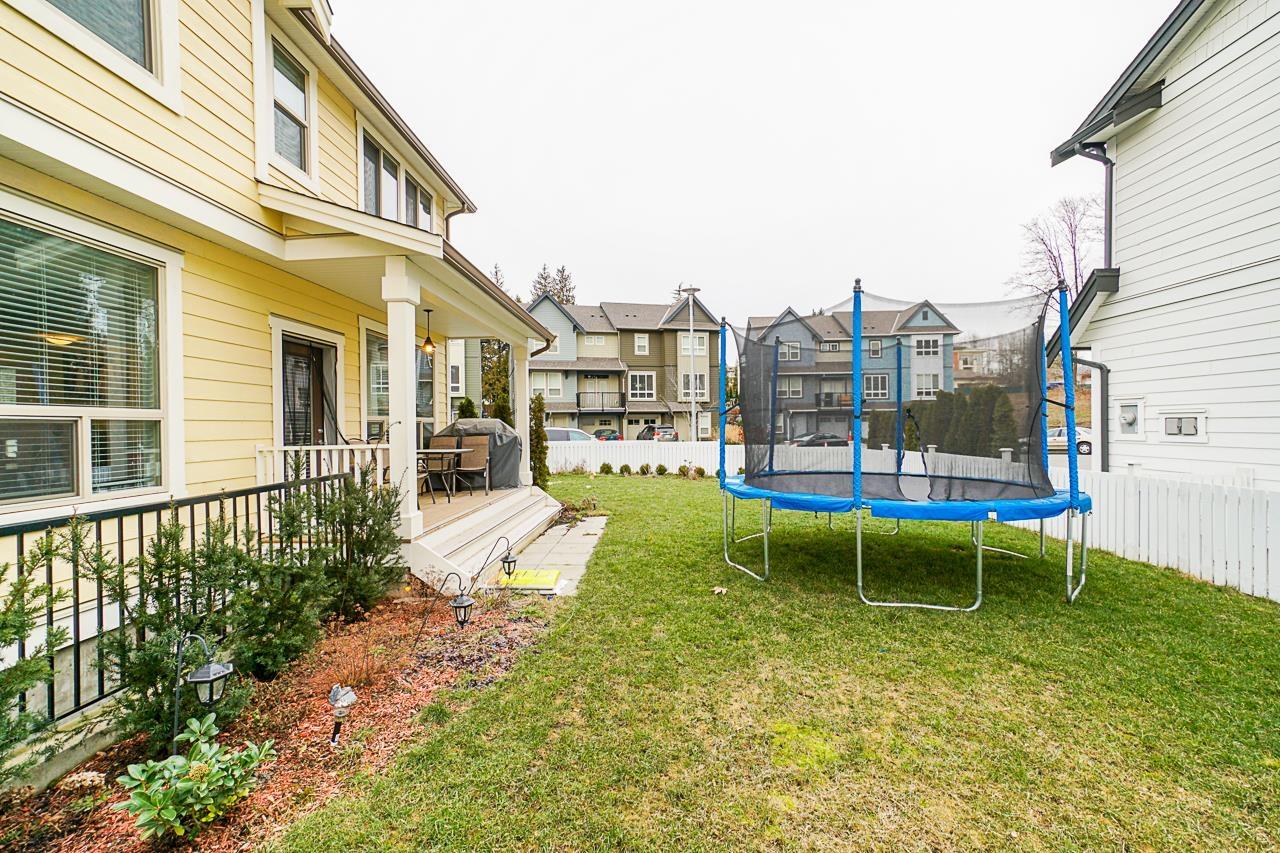 7464 ROSS DRIVE, Mission