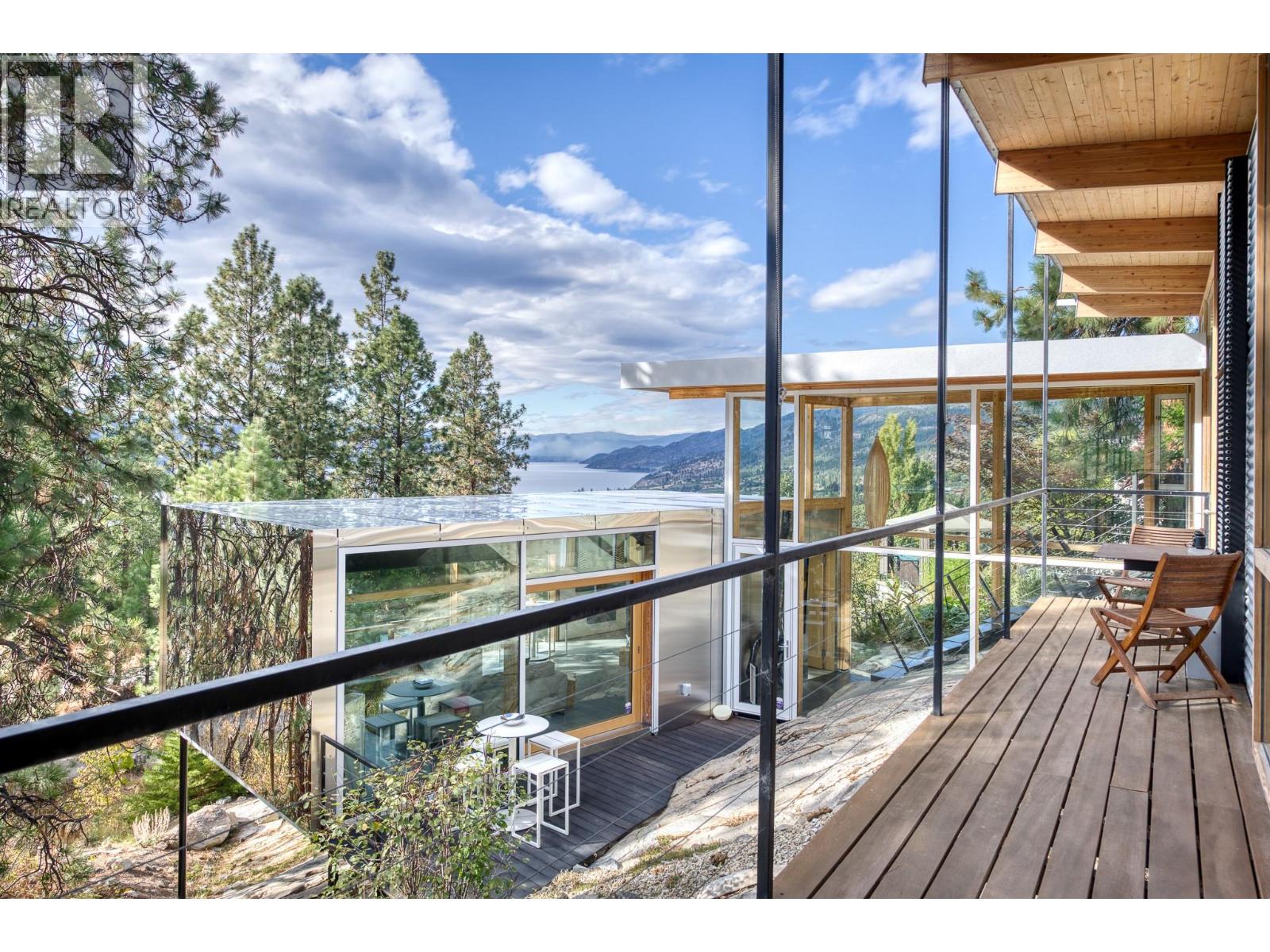 2843 Arawana Place, Naramata