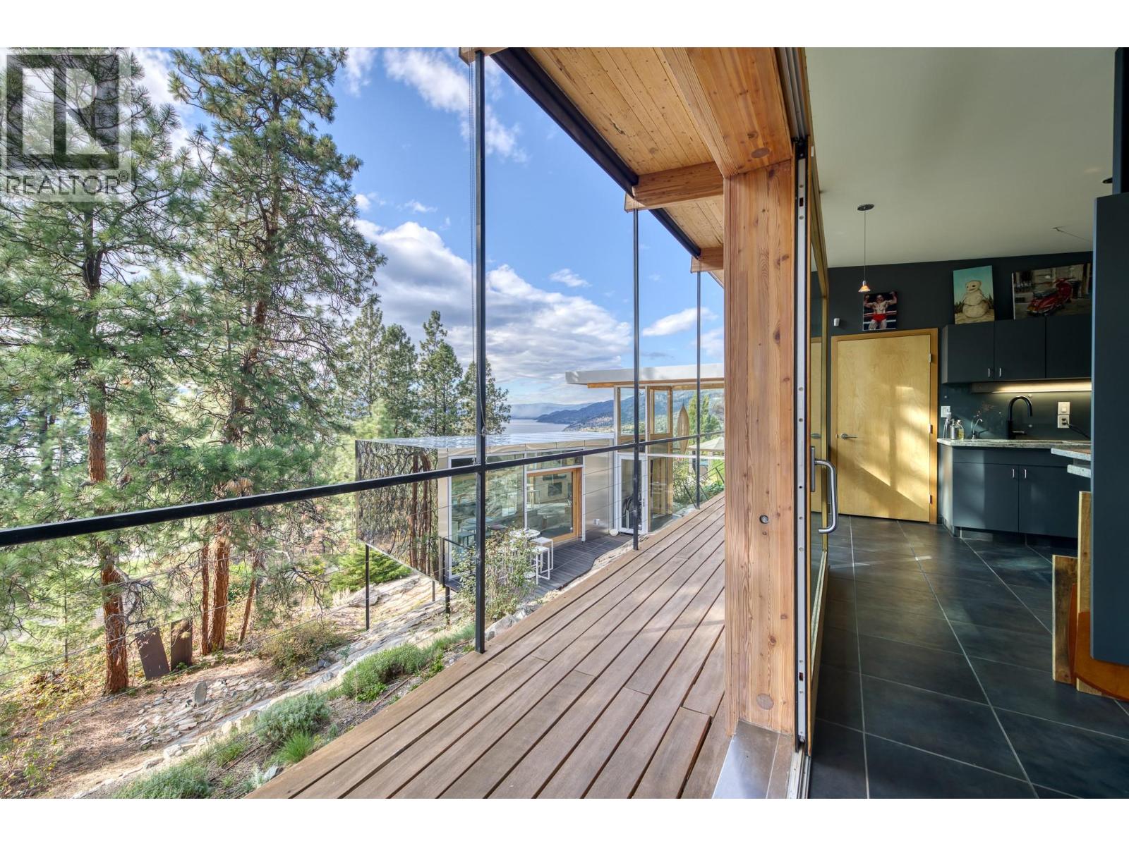 2843 Arawana Place, Naramata