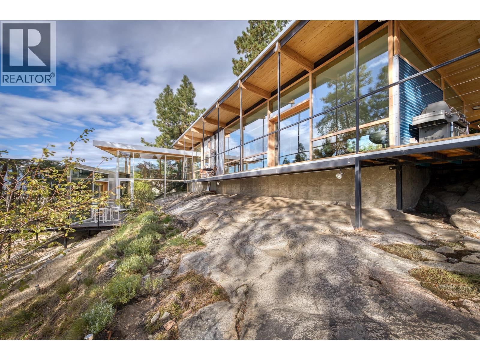2843 Arawana Place, Naramata