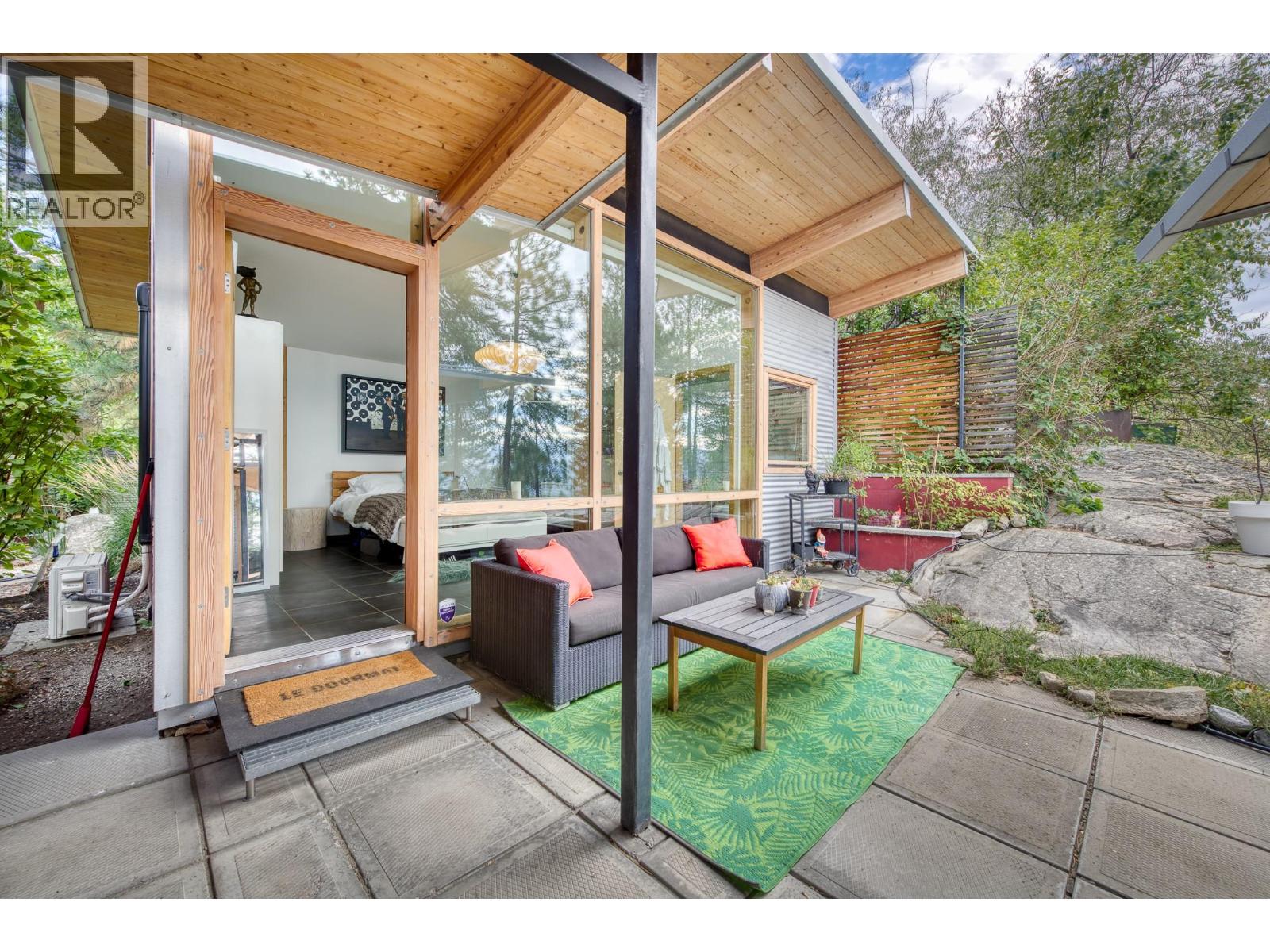2843 Arawana Place, Naramata