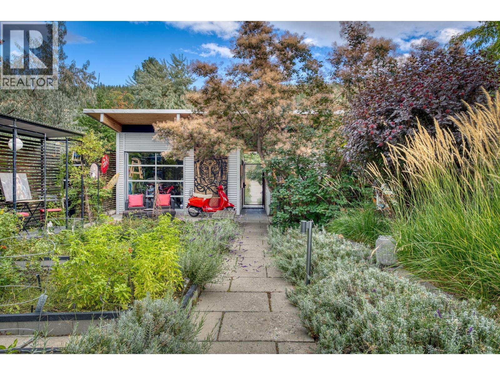 2843 Arawana Place, Naramata