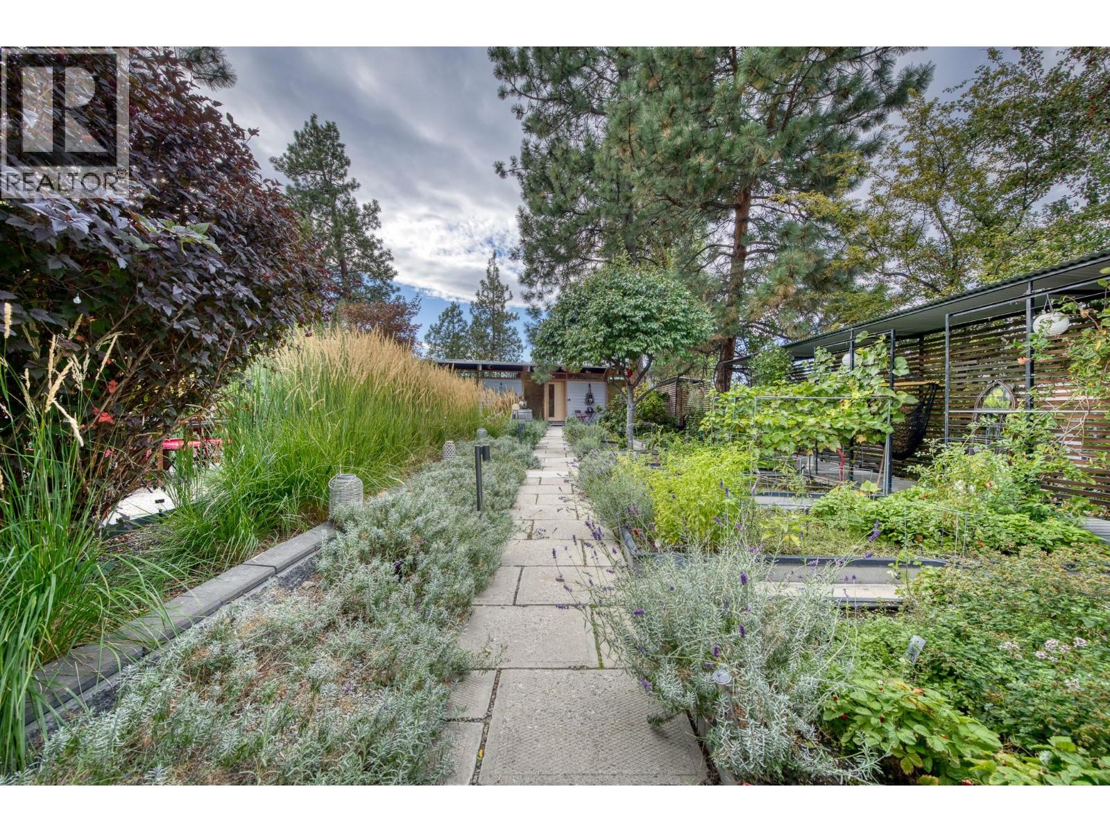 2843 Arawana Place, Naramata